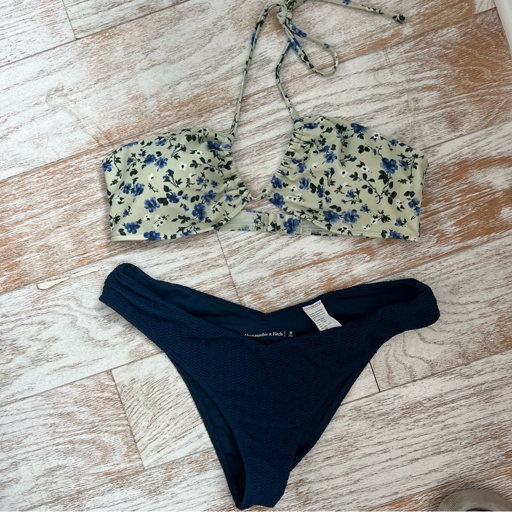 Abercrombie bikini top